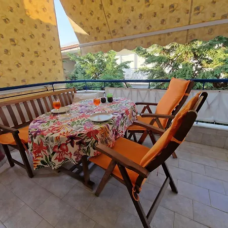 Cozy Sun דירה